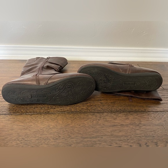 Link Big Girl Boots - Picture 4 of 6